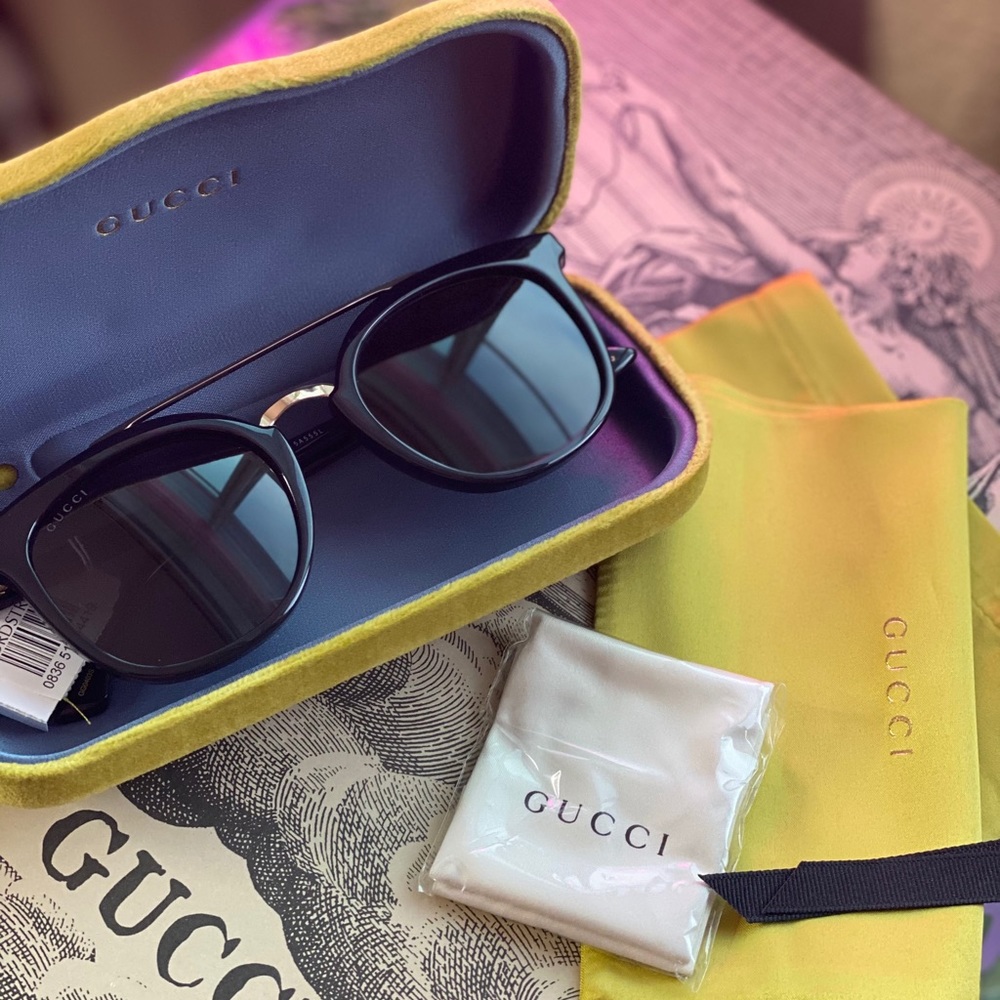 SOLD NWT Authentic Gucci Square Sunglasses